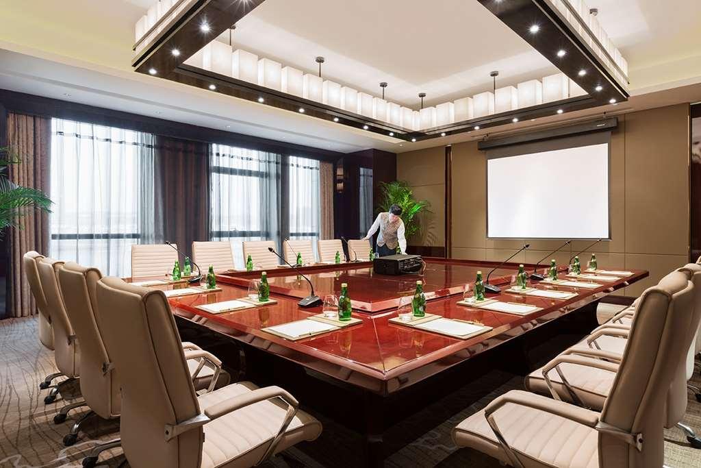 Отель Wanda Realm Fushun Fushun  Удобства фото