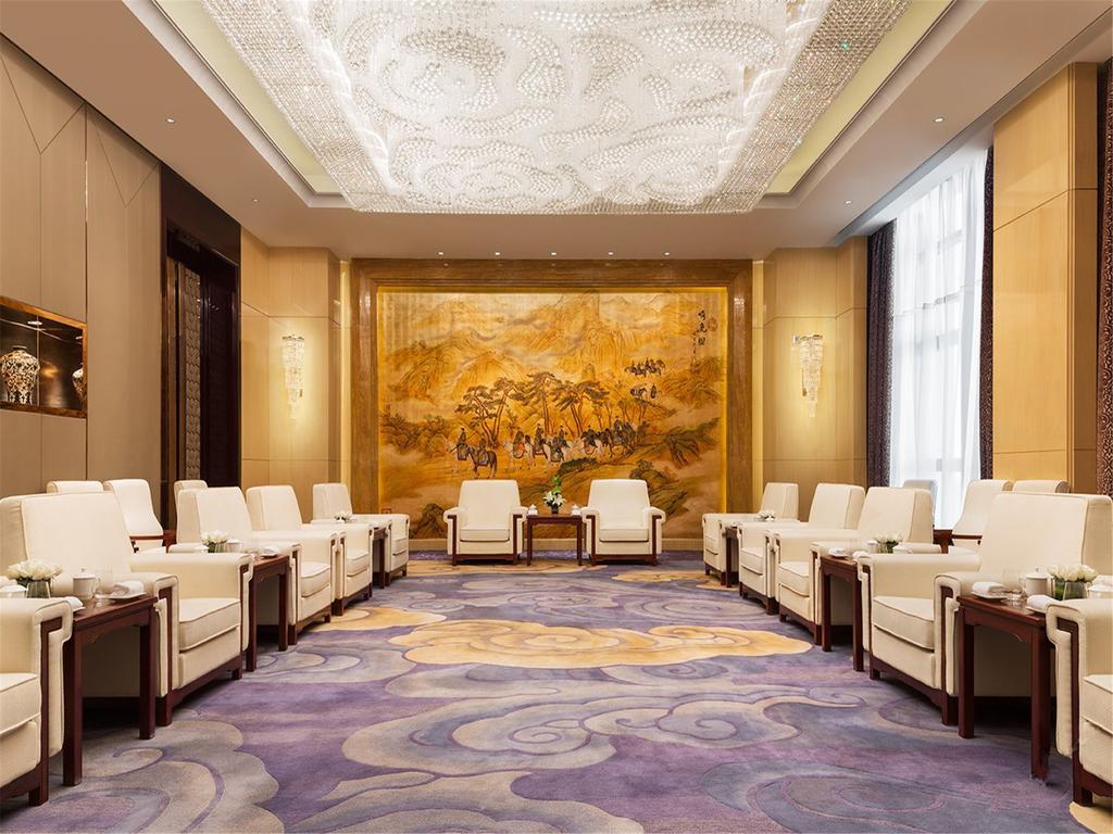 Отель Wanda Realm Fushun Fushun  Экстерьер фото